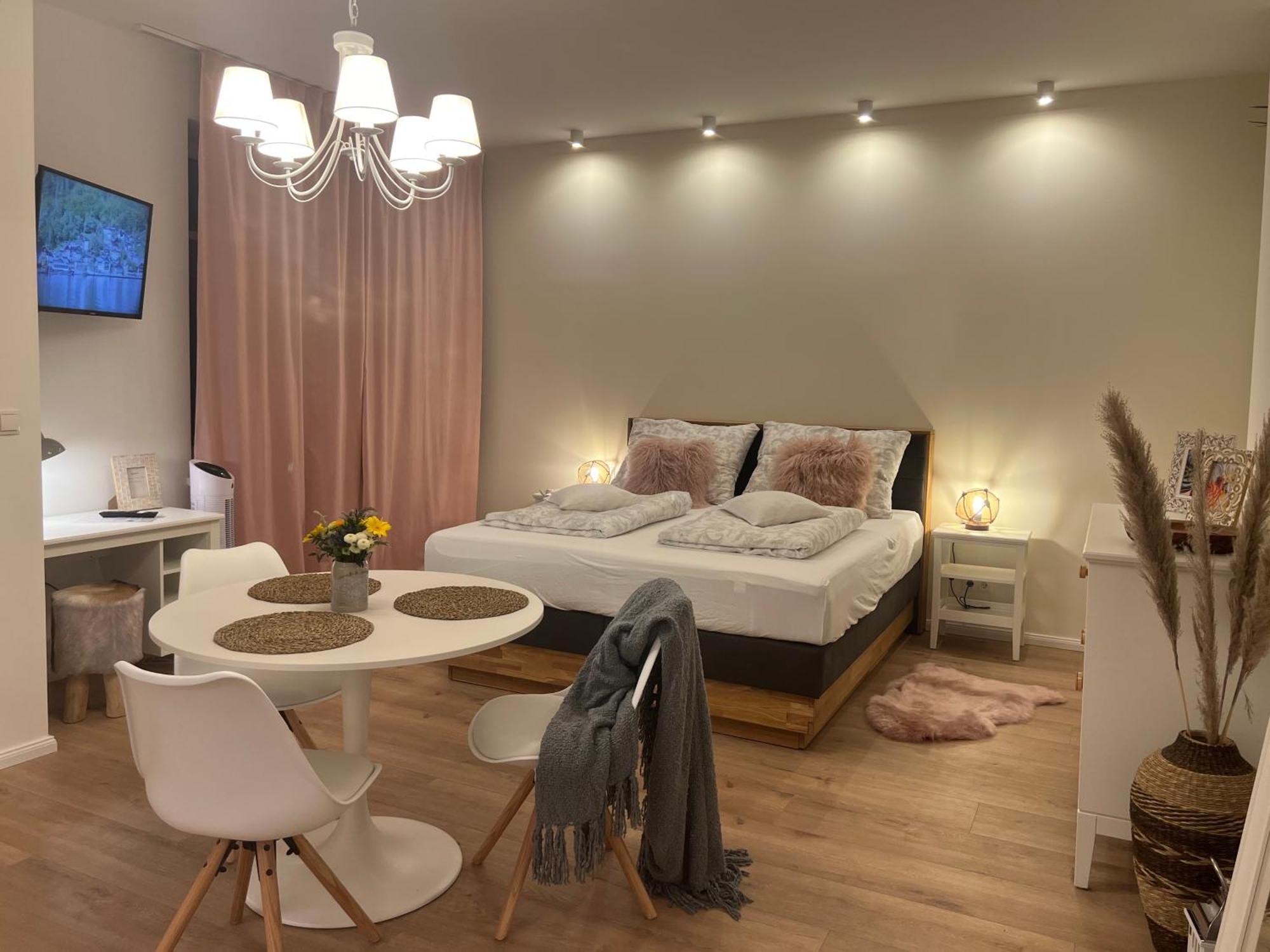 Die "Boho Suite" Im Herzen Von Hartberg I Parking エクステリア 写真